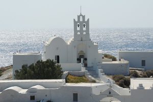 Sifnos, Kirche